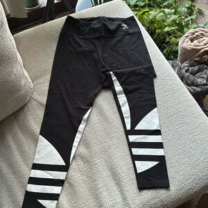 Adidas black medium never used leggings